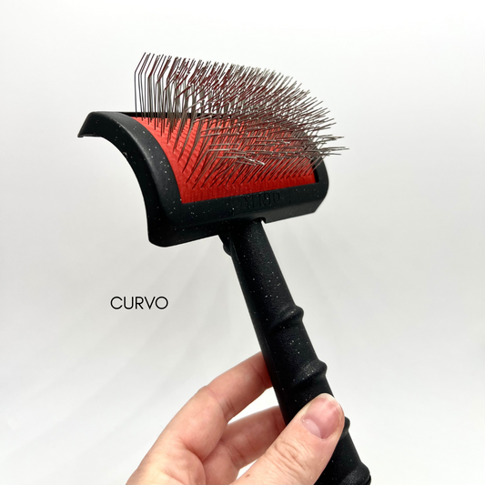 Cardatore per cani YENTO setole medio dure e medio lunghe